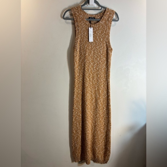 525 America Sz M (estimated) Sleeveless Knit Crew Neck Shift Midi Dress NEW. - Picture 2 of 10